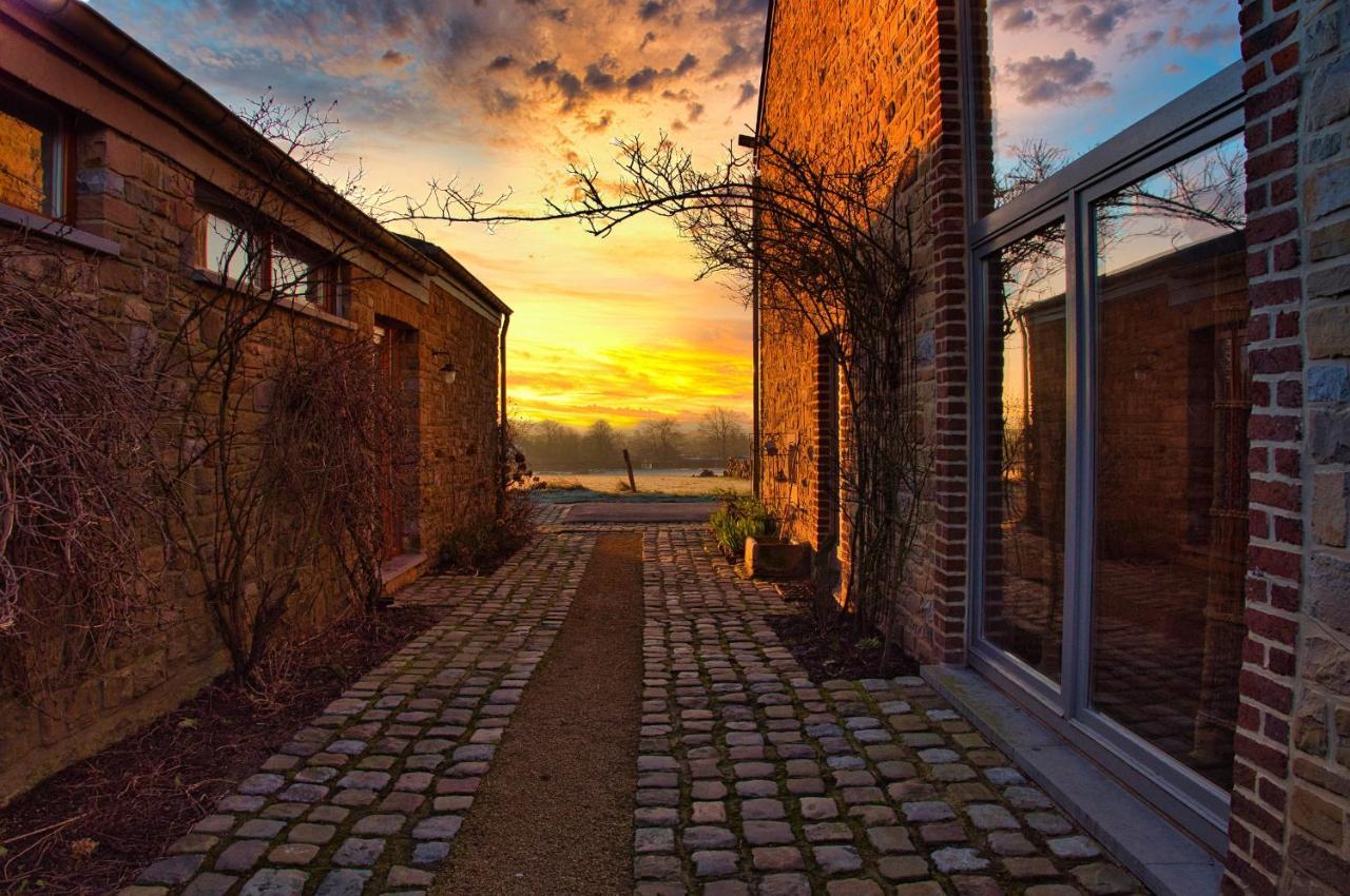 Vila Le Champ Du Coq Gesves Exteriér fotografie