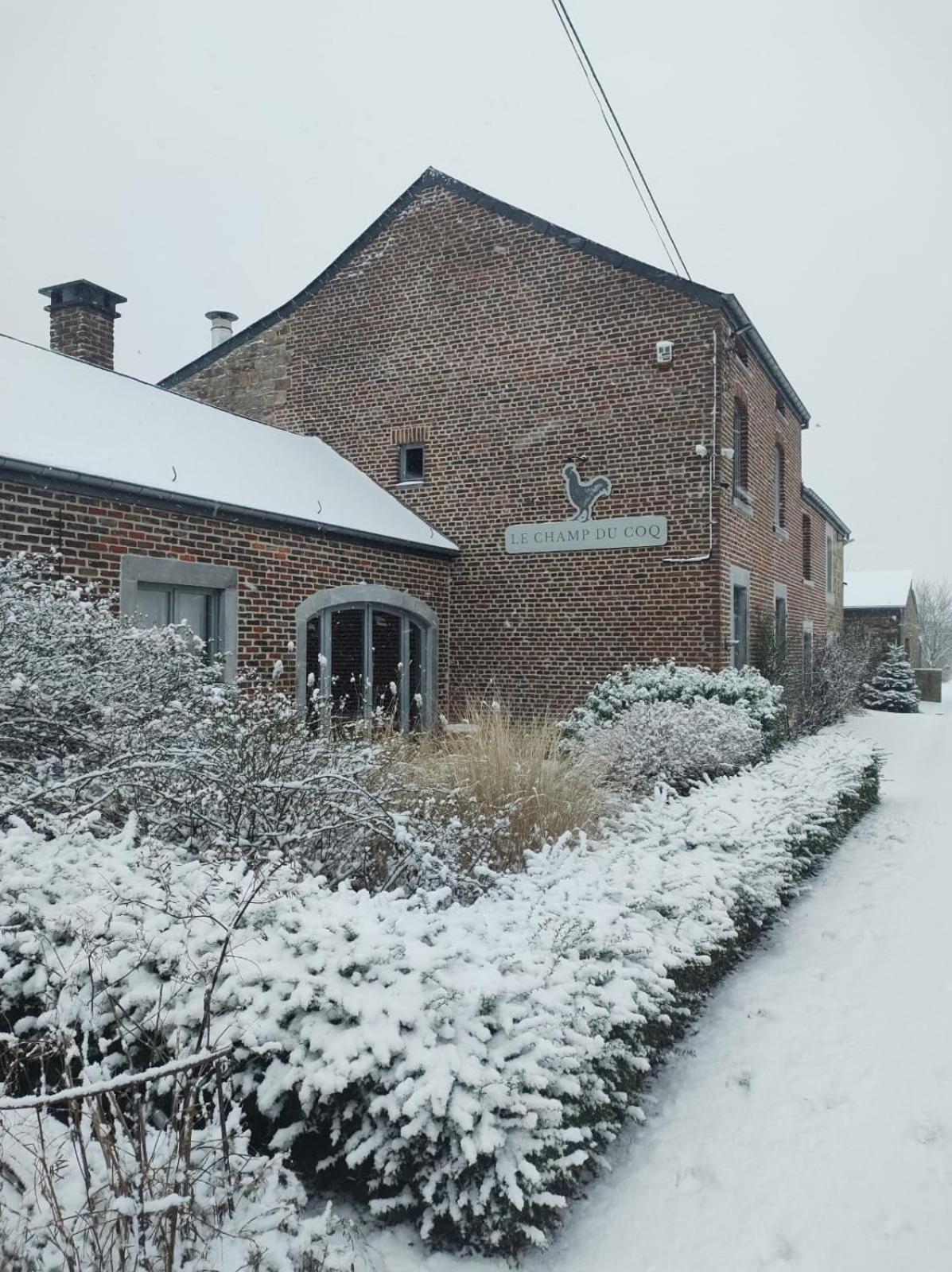 Vila Le Champ Du Coq Gesves Exteriér fotografie